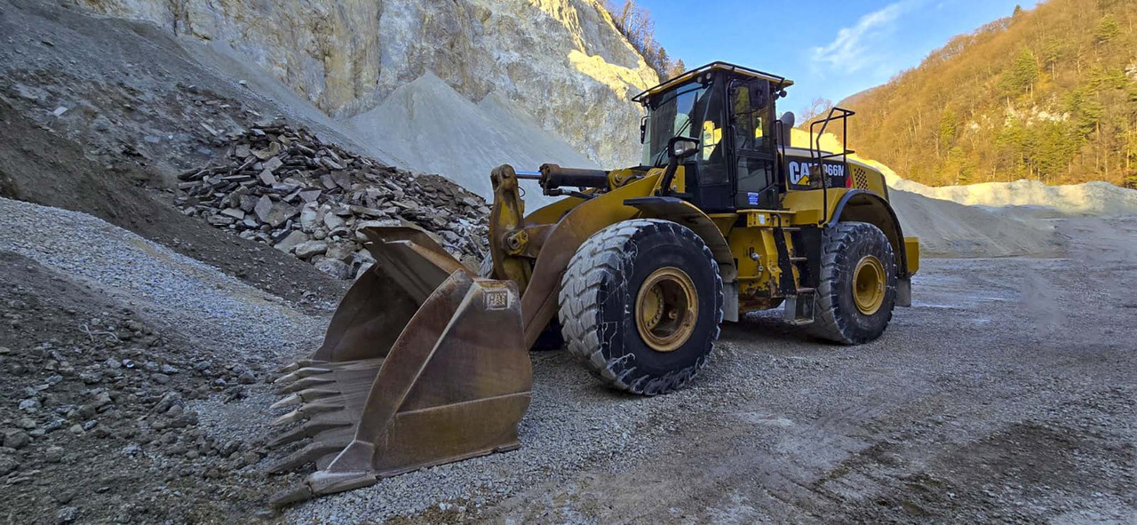CATERPILLAR 966MXE - Колёсный погрузчик: фото 2 CATERPILLAR 966MXE - Колёсный погрузчик: фото 2
