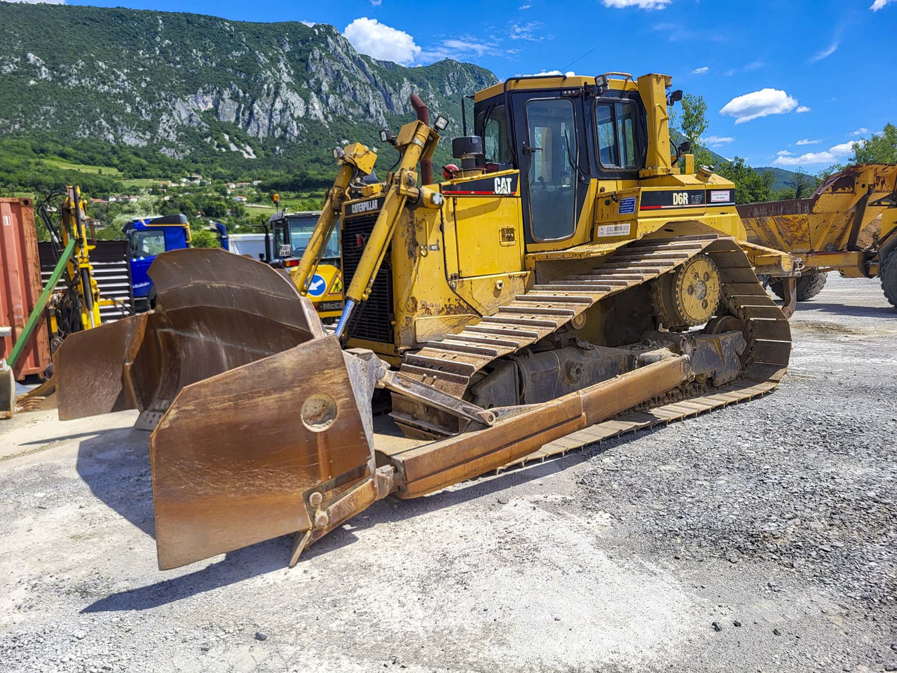 Caterpillar D6R - Бульдозер: фото 1 Caterpillar D6R - Бульдозер: фото 1