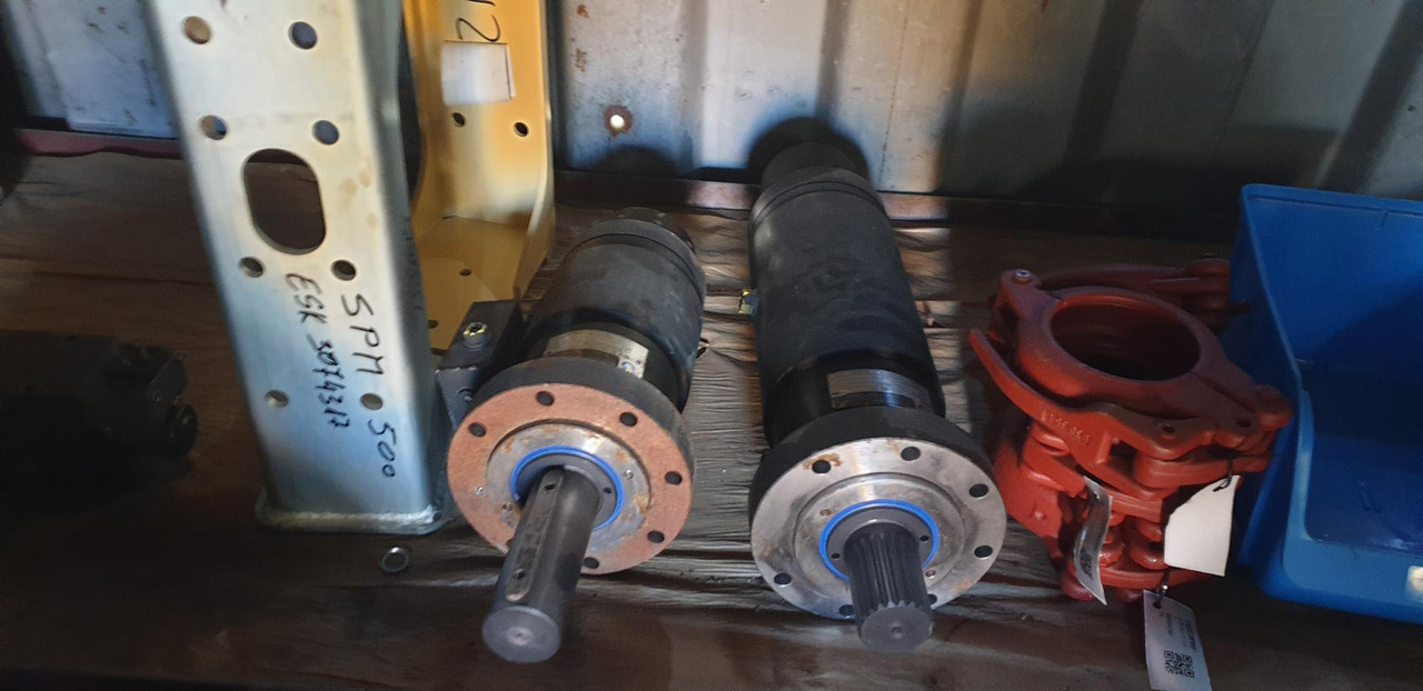 HKS DA--H 80 360º for PUTZMEISTER SPM 500 ESK1602791 for Putzmeister SPM 500 roadheader - Гидравлический мотор: фото 1 HKS DA--H 80 360º for PUTZMEISTER SPM 500 ESK1602791 for Putzmeister SPM 500 roadheader - Гидравлический мотор: фото 1