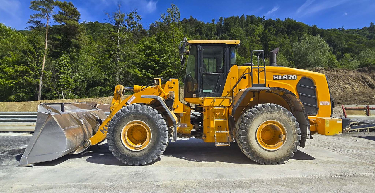 HYUNDAI HL970 - Колёсный погрузчик: фото 2 HYUNDAI HL970 - Колёсный погрузчик: фото 2