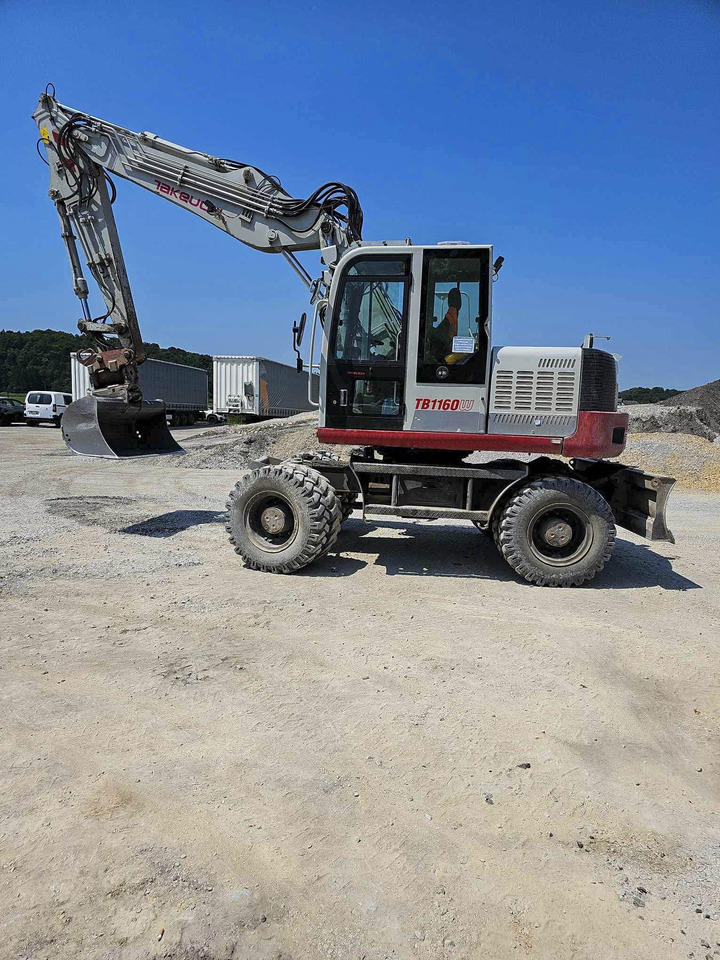 Takeuchi TB1160W - Колёсный экскаватор: фото 3 Takeuchi TB1160W - Колёсный экскаватор: фото 3