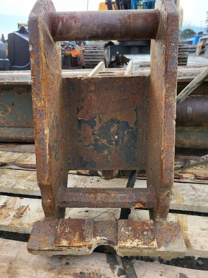 Tilt bucket 1200 mm VTN - Ковш для экскаватора: фото 3 Tilt bucket 1200 mm VTN - Ковш для экскаватора: фото 3