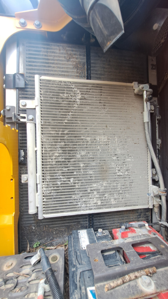 VOLVO EWR150E - Колёсный экскаватор: фото 3 VOLVO EWR150E - Колёсный экскаватор: фото 3