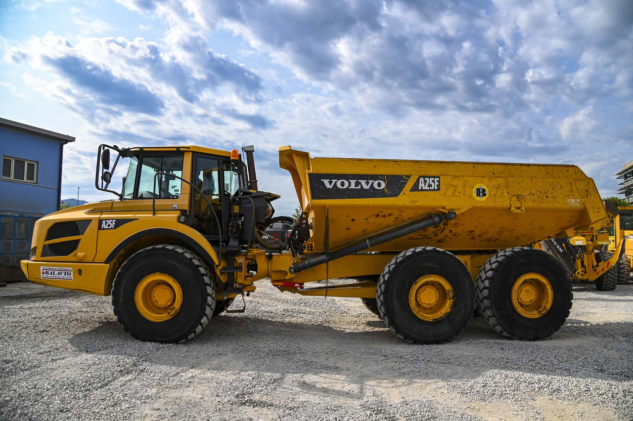 Volvo A25F - Сочленённый самосвал: фото 3 Volvo A25F - Сочленённый самосвал: фото 3