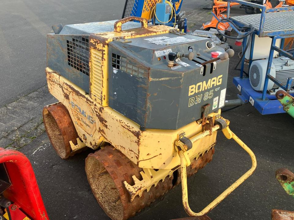 Grabenwalze Bomag BW 85 T - Каток тротуарный: фото 5 Grabenwalze Bomag BW 85 T - Каток тротуарный: фото 5