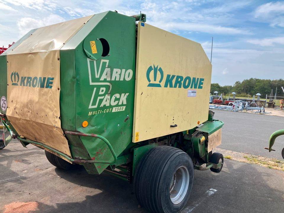 Krone Rundballenpresse VP 1500 MC Schneidwerk Netzbindung - Пресс-подборщик рулонный: фото 5 Krone Rundballenpresse VP 1500 MC Schneidwerk Netzbindung - Пресс-подборщик рулонный: фото 5