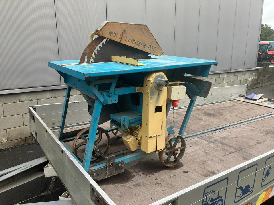 Wipp Tischkreissäge für Brennholz - Оборудование для гаражей/ Мастерских: фото 4 Wipp Tischkreissäge für Brennholz - Оборудование для гаражей/ Мастерских: фото 4