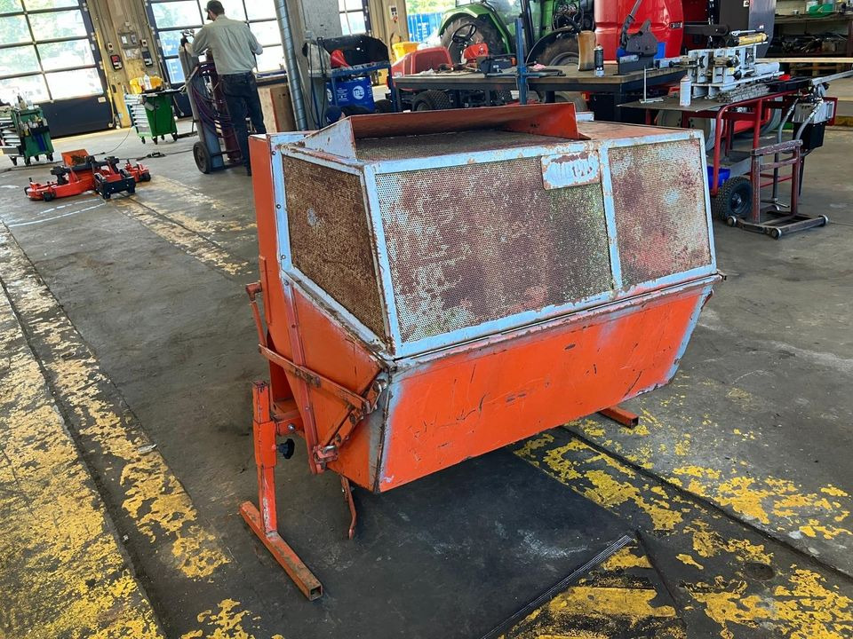 Mähwerk 1,35m mit Absaugung für Kubota B1550 - Запчасти: фото 5 Mähwerk 1,35m mit Absaugung für Kubota B1550 - Запчасти: фото 5