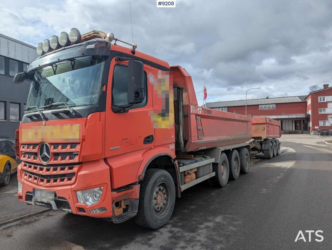 Dump / dozer truck Mercedes Benz Arocs 3251 8X4 - Самосвал: фото 2 Dump / dozer truck Mercedes Benz Arocs 3251 8X4 - Самосвал: фото 2
