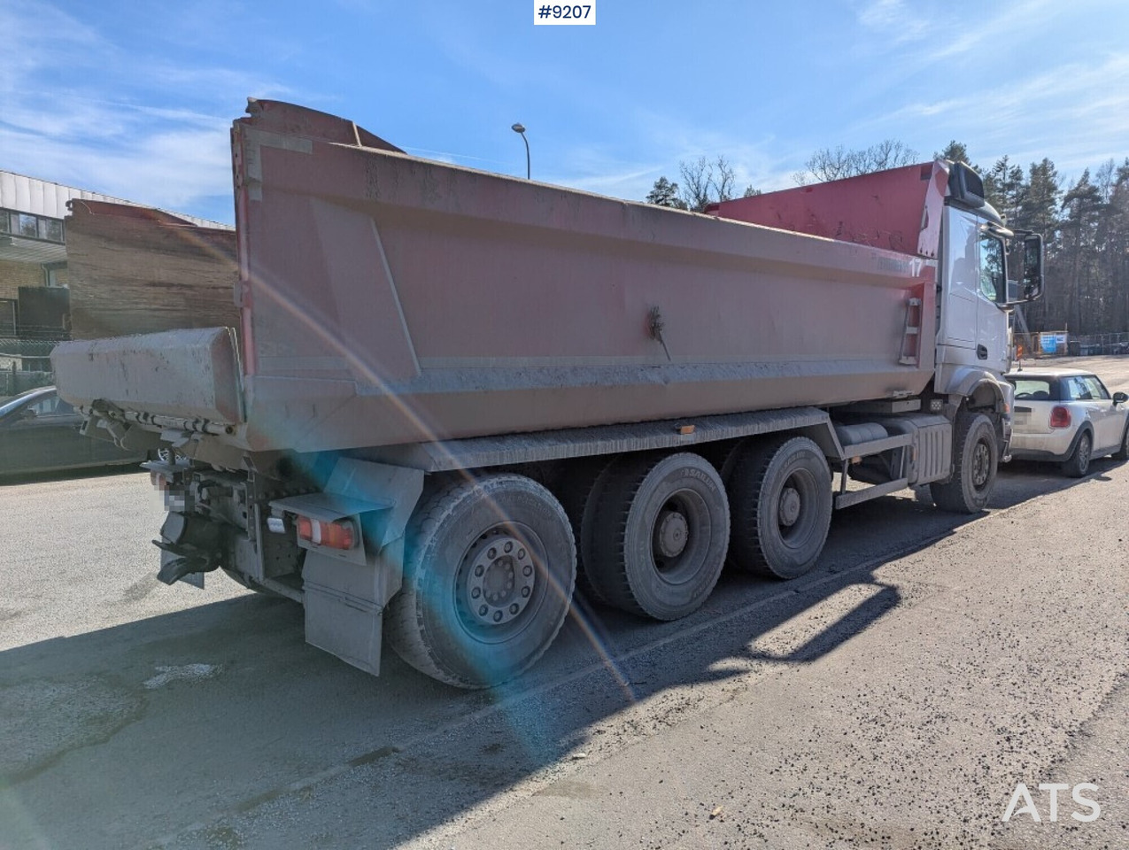 Dump / tipper truck Mercedes Benz Arocs 3253 8X4 - Самосвал: фото 3 Dump / tipper truck Mercedes Benz Arocs 3253 8X4 - Самосвал: фото 3