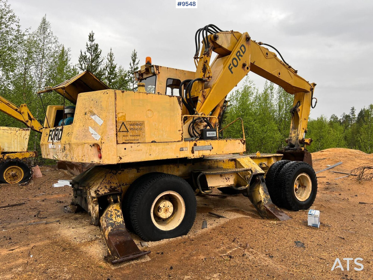 FORD Wheel excavator - Колёсный экскаватор: фото 2 FORD Wheel excavator - Колёсный экскаватор: фото 2