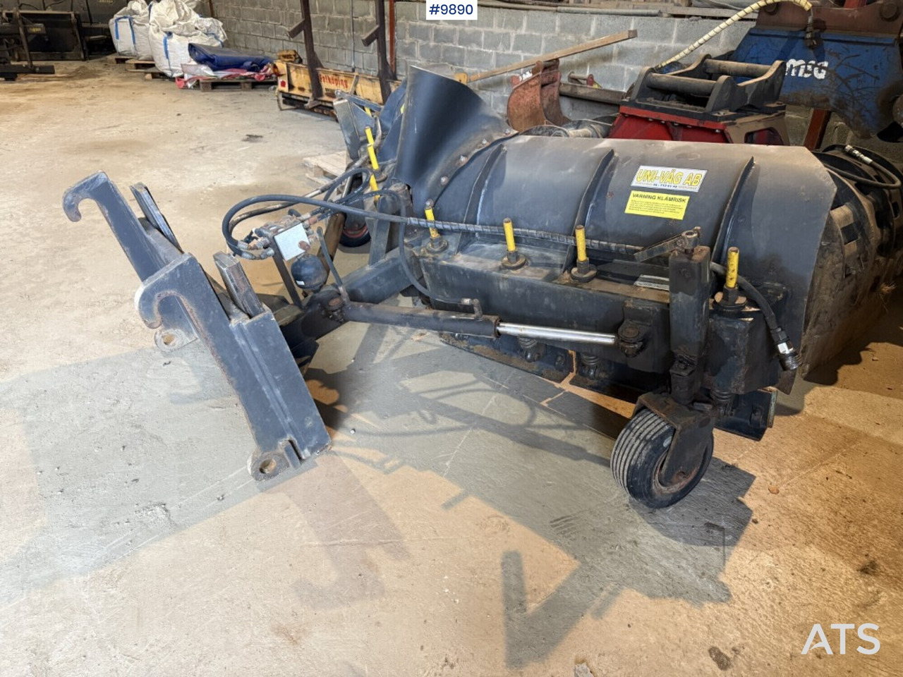 Folding plow - Uni-Väg UV-280 - Stora BM - Отвал для снега: фото 3 Folding plow - Uni-Väg UV-280 - Stora BM - Отвал для снега: фото 3