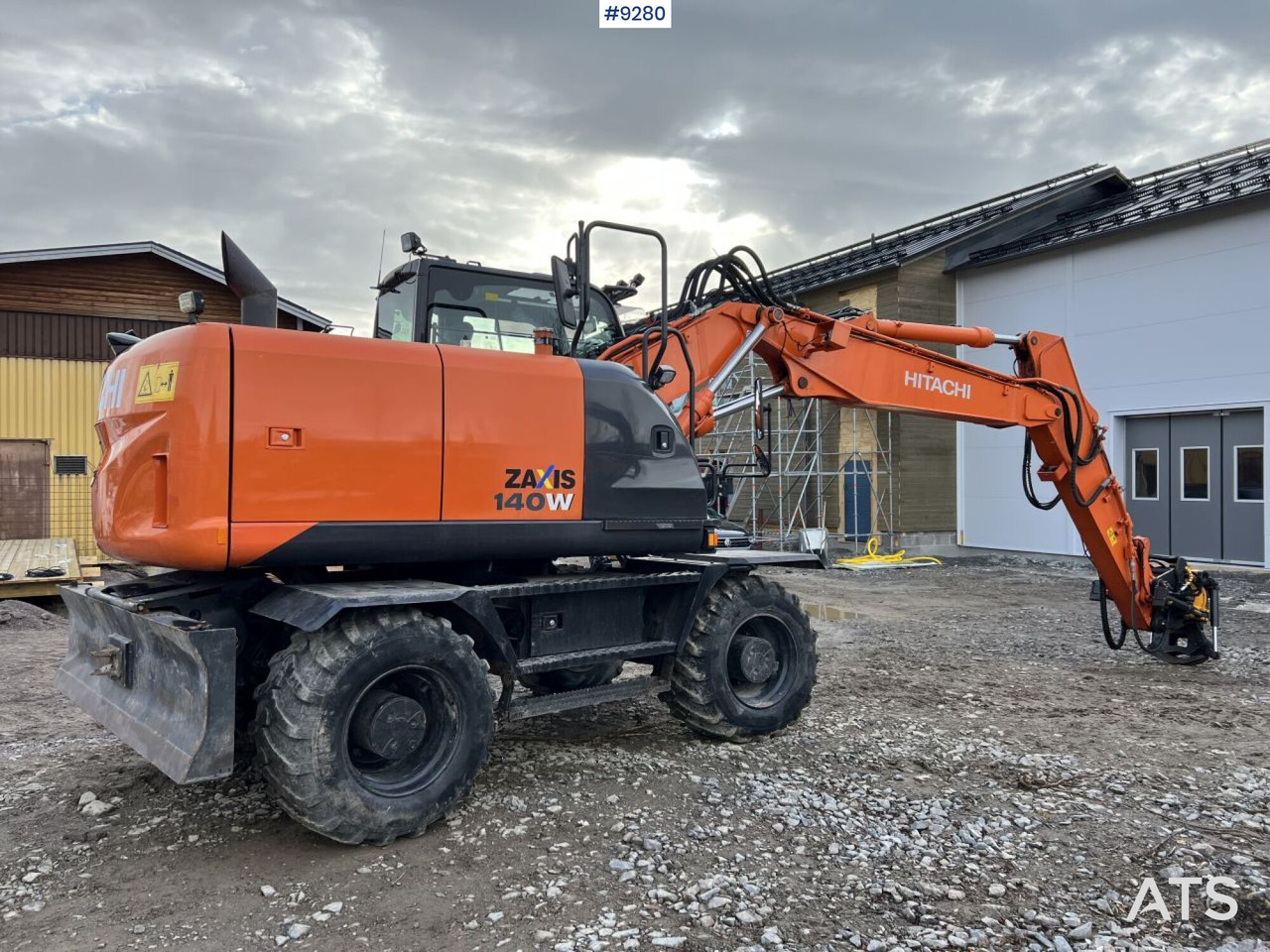 Hitachi ZX 140 W-5B wheeled excavator with gears (VIDEO) - Колёсный экскаватор: фото 4 Hitachi ZX 140 W-5B wheeled excavator with gears (VIDEO) - Колёсный экскаватор: фото 4