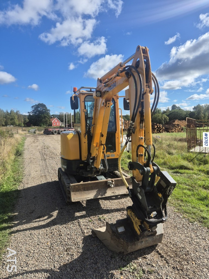 Мини-экскаватор Hyundai 25Z-9AK mini excavator with tiltrotator and attachments: фото 7