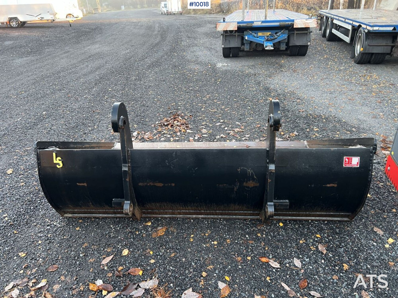 LS Planer bucket with Large BM - Ковш для погрузчика: фото 5 LS Planer bucket with Large BM - Ковш для погрузчика: фото 5