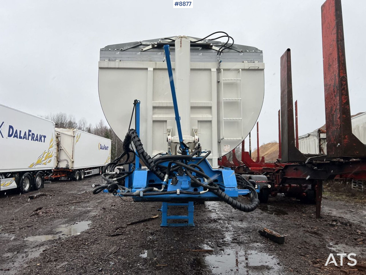 Asphalt trailer Parator Equipage - 2 axle and 3 axle - Полуприцеп: фото 5 Asphalt trailer Parator Equipage - 2 axle and 3 axle - Полуприцеп: фото 5