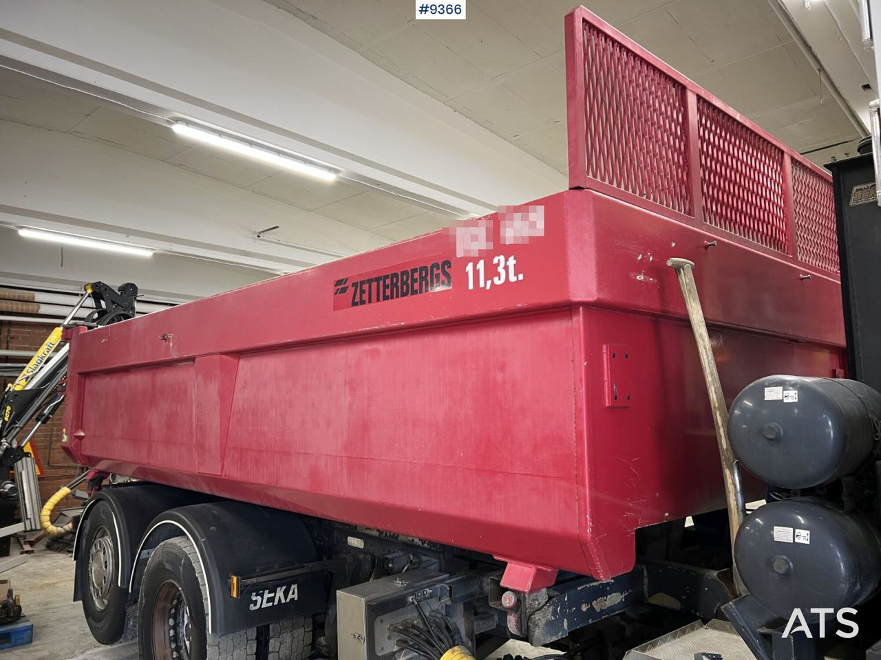 Scania R560 with laxo lock and plow equipment - Самосвал: фото 5 Scania R560 with laxo lock and plow equipment - Самосвал: фото 5