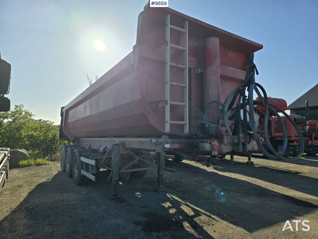 Tipper trailer Damm SE-42T - Самосвальный полуприцеп: фото 2 Tipper trailer Damm SE-42T - Самосвальный полуприцеп: фото 2