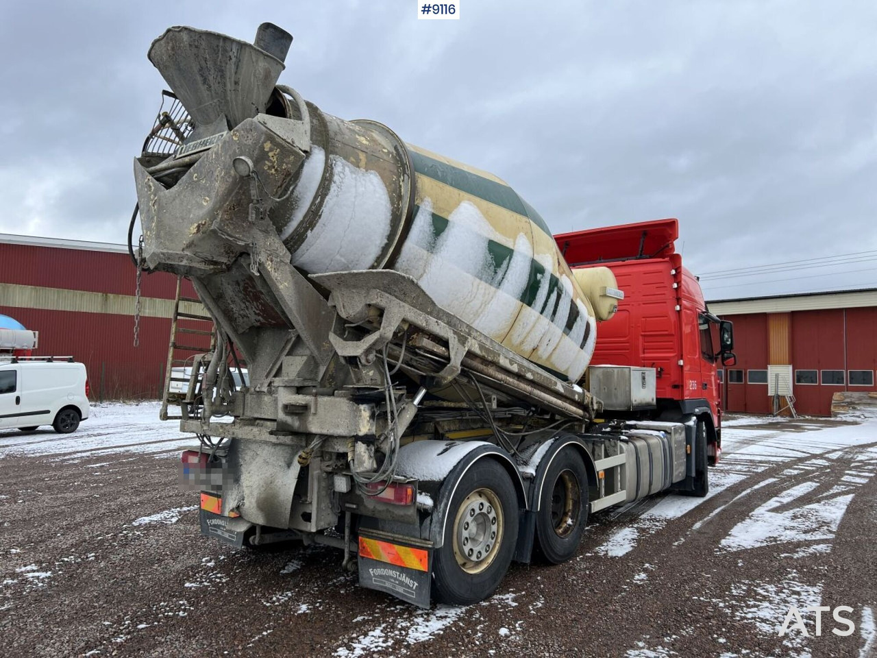 Volvo FM 6X2 Quick lock with concrete rotator (VIDEO) - Автобетоносмеситель: фото 5 Volvo FM 6X2 Quick lock with concrete rotator (VIDEO) - Автобетоносмеситель: фото 5