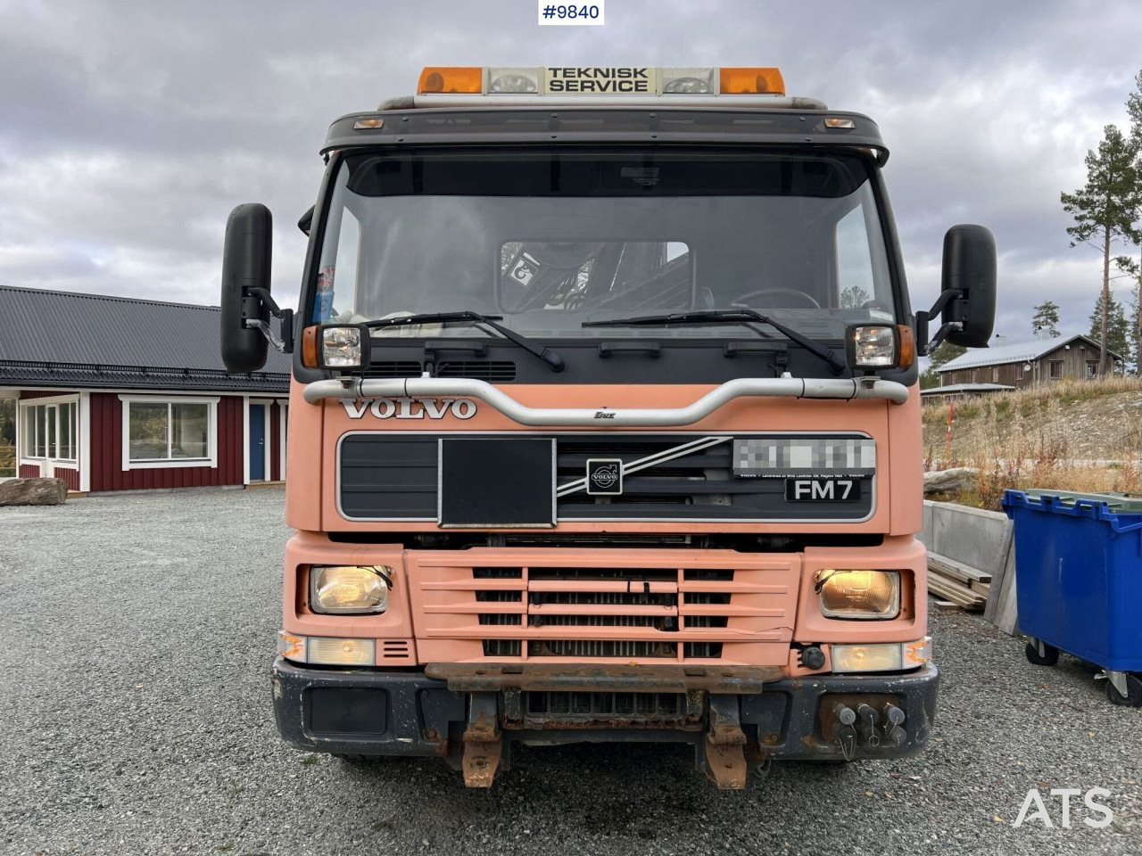 Volvo FM7 crane truck/tipper truck with Hiab 112 (video) - Самосвал: фото 2 Volvo FM7 crane truck/tipper truck with Hiab 112 (video) - Самосвал: фото 2