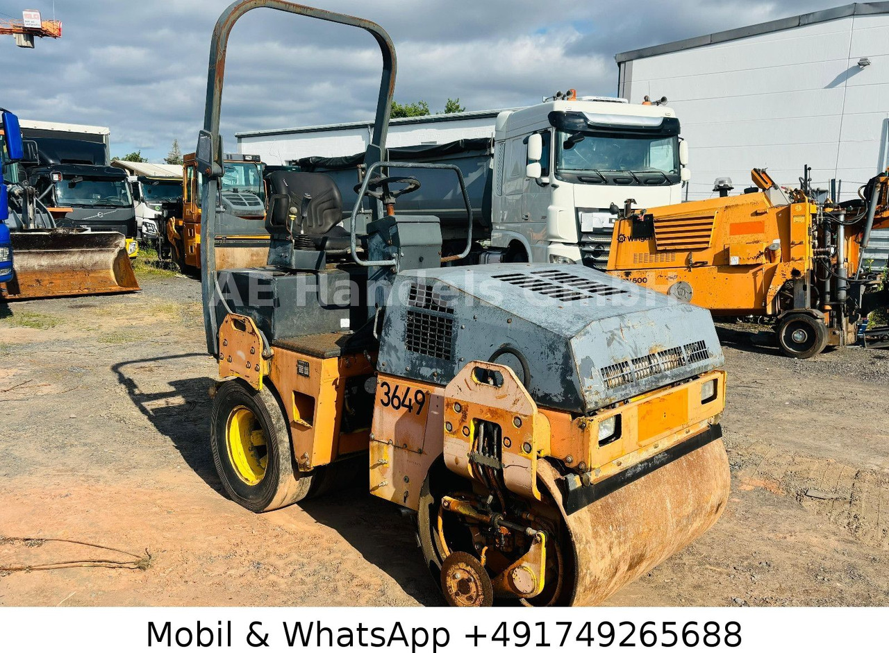BOMAG Vibrokombiwalze BW 135 AC *Wasserkühlung - Комбинированный каток: фото 3 BOMAG Vibrokombiwalze BW 135 AC *Wasserkühlung - Комбинированный каток: фото 3