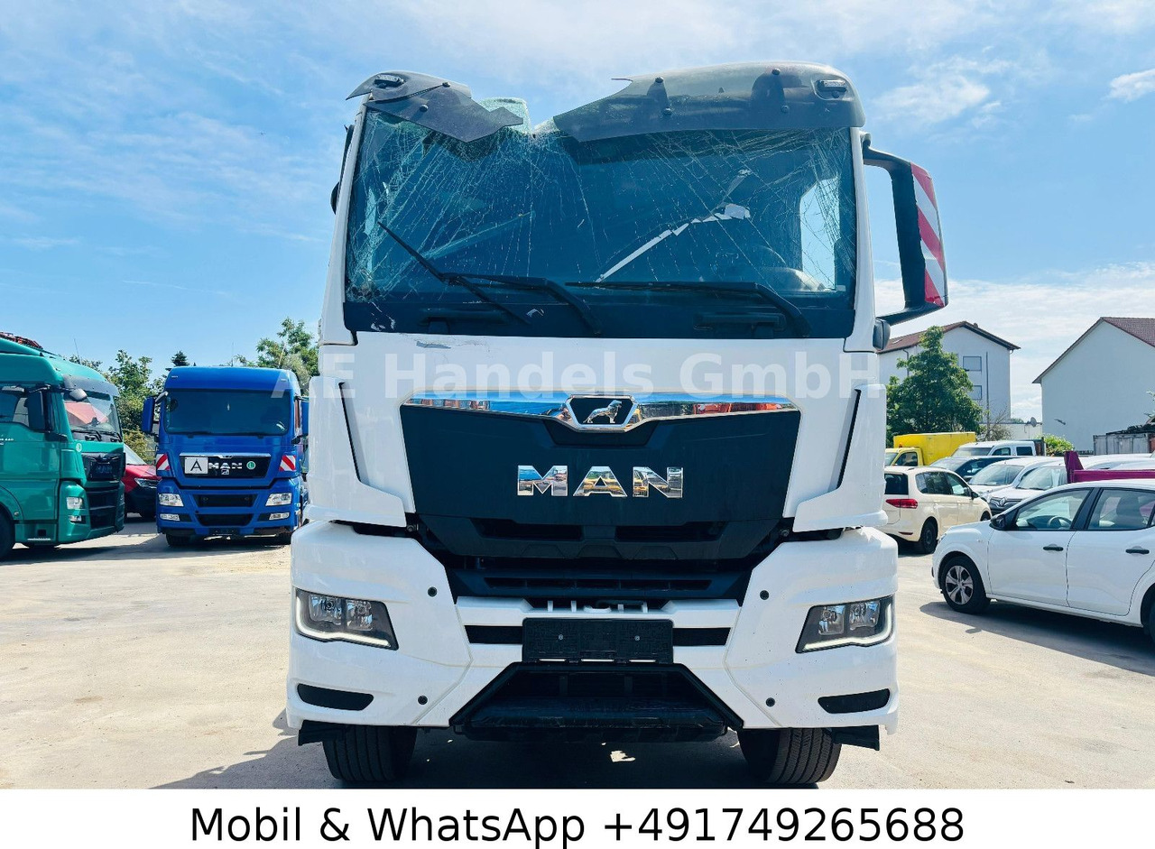MAN TGS 32.520 GN BB 8x4 *ACC / AP / LED - Грузовик-шасси: фото 2 MAN TGS 32.520 GN BB 8x4 *ACC / AP / LED - Грузовик-шасси: фото 2