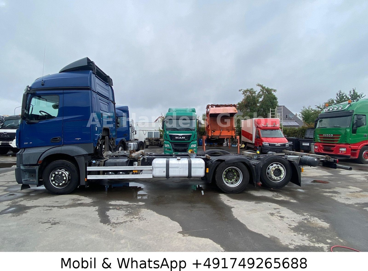 Mercedes-Benz Benz Actros IV 2542 L LL 6x2 *Retarder/Lift/LDW - Грузовик-шасси: фото 4 Mercedes-Benz Benz Actros IV 2542 L LL 6x2 *Retarder/Lift/LDW - Грузовик-шасси: фото 4