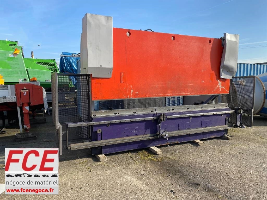 BEYELER Presse/Plieuse PR6 2000KNx4100MM endommagé - Листогибочный пресс: фото 1 BEYELER Presse/Plieuse PR6 2000KNx4100MM endommagé - Листогибочный пресс: фото 1