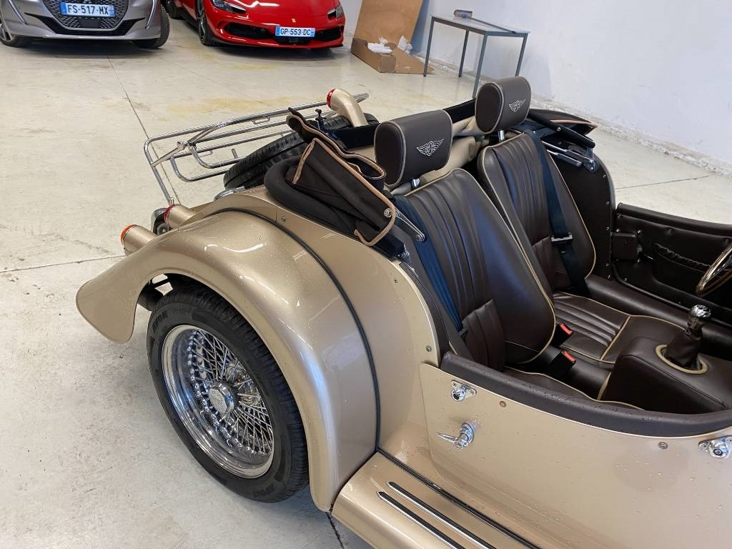 Легковой автомобиль Morgan Roadster 3.7i/Ford V6 Boite manuelle endommagé: фото 37 Легковой автомобиль Morgan Roadster 3.7i/Ford V6 Boite manuelle endommagé: фото 37