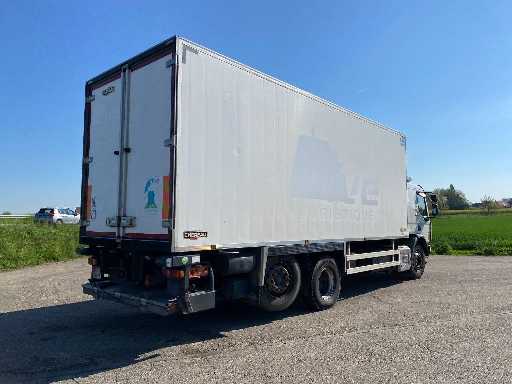 Renault D-430 WIDE CHEREAU INOGAM/LEVIAND 120 endommagé - Рефрижератор: фото 4 Renault D-430 WIDE CHEREAU INOGAM/LEVIAND 120 endommagé - Рефрижератор: фото 4