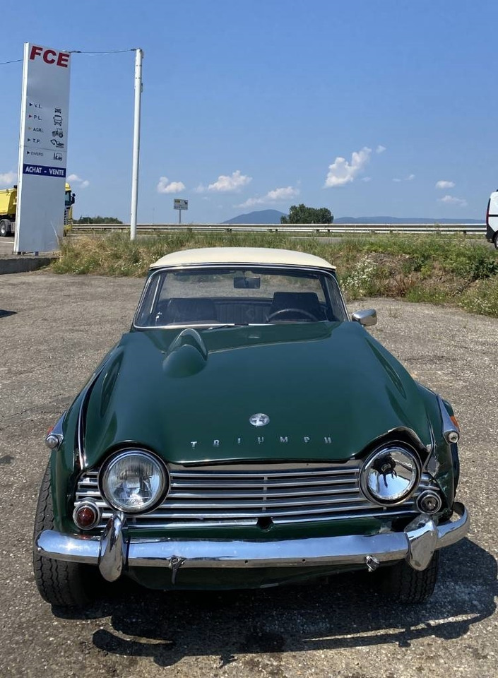 Triumph TR4-A + Hard Top / OldTimer endommagé - Легковой автомобиль: фото 2 Triumph TR4-A + Hard Top / OldTimer endommagé - Легковой автомобиль: фото 2