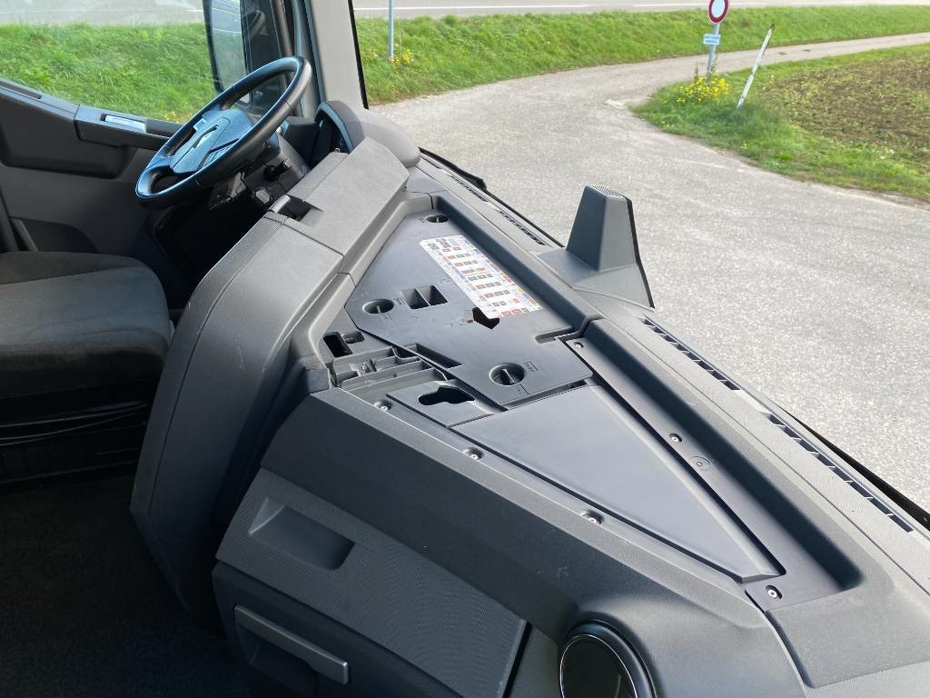 Тягач Renault T 480/Retarder Carte grise Française endommagé: фото 45 Тягач Renault T 480/Retarder Carte grise Française endommagé: фото 45