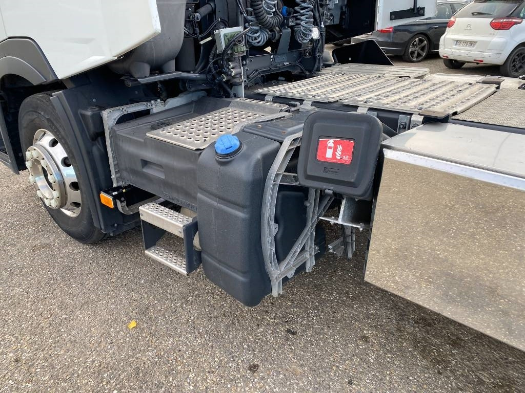 Тягач Renault T 480/Retarder Carte grise Française endommagé: фото 25 Тягач Renault T 480/Retarder Carte grise Française endommagé: фото 25