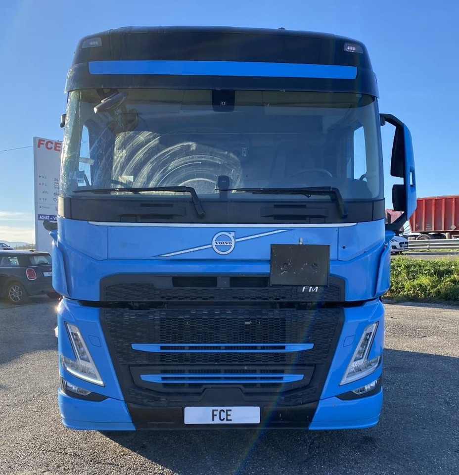 Volvo FM 460 / 1er Main endommagé - Тягач: фото 2 Volvo FM 460 / 1er Main endommagé - Тягач: фото 2