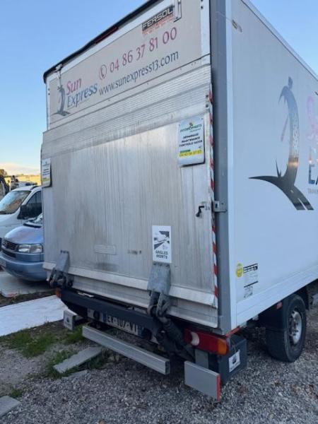 Renault MASTER DCI 145 CAISSE HAYON - Фургон с закрытым кузовом: фото 4 Renault MASTER DCI 145 CAISSE HAYON - Фургон с закрытым кузовом: фото 4