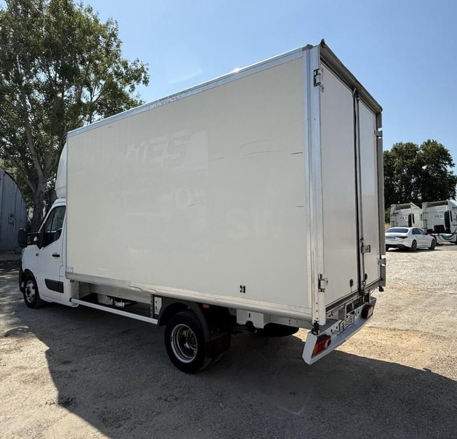 Renault Master 2.5 DCI 150 - Фургон с закрытым кузовом: фото 3 Renault Master 2.5 DCI 150 - Фургон с закрытым кузовом: фото 3