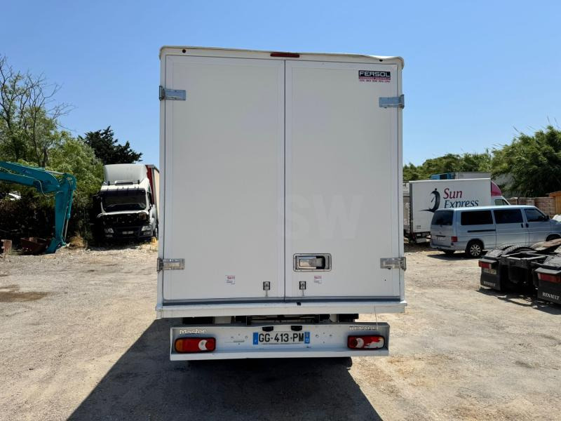 Renault Master 2.5 DCI 150 - Фургон с закрытым кузовом: фото 5 Renault Master 2.5 DCI 150 - Фургон с закрытым кузовом: фото 5