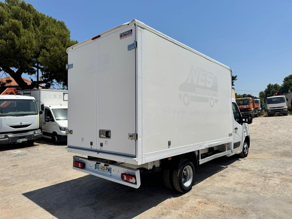 Renault Master 2.5 DCI 150 - Фургон с закрытым кузовом: фото 4 Renault Master 2.5 DCI 150 - Фургон с закрытым кузовом: фото 4