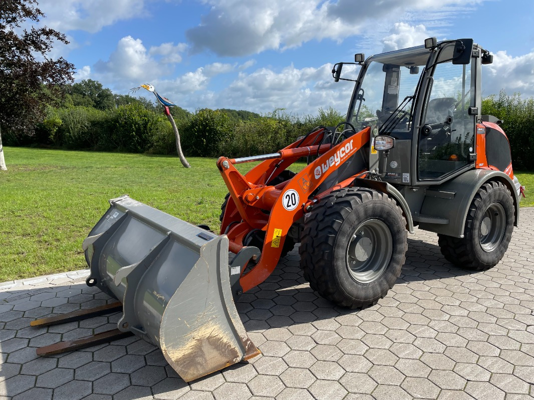 Atlas AR400 - Колёсный погрузчик: фото 1 Atlas AR400 - Колёсный погрузчик: фото 1