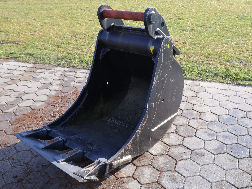 TIEFLÖFFEL 850 MM BREIT, - Навесное оборудование: фото 1 TIEFLÖFFEL 850 MM BREIT, - Навесное оборудование: фото 1