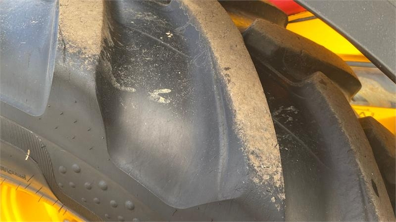 JCB 4CX - Экскаватор-погрузчик: фото 5 JCB 4CX - Экскаватор-погрузчик: фото 5