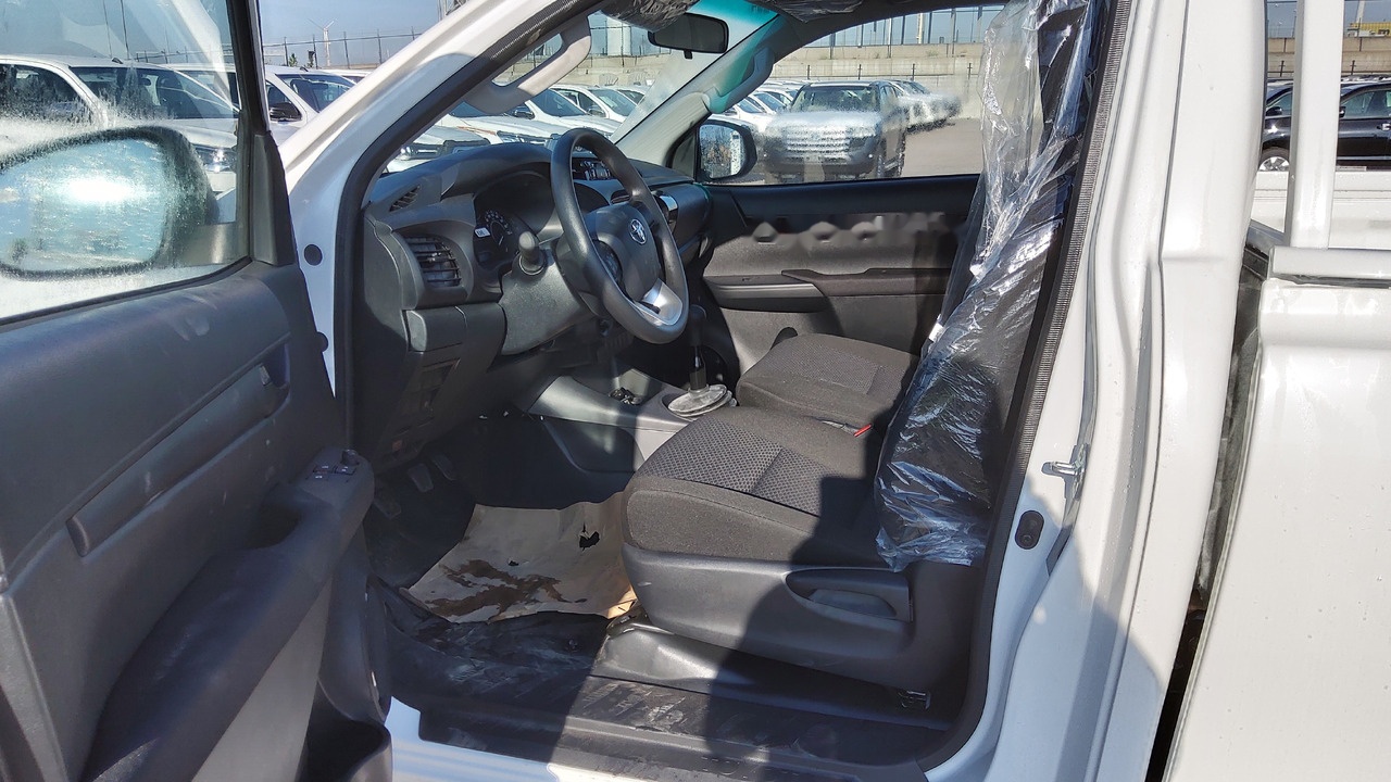 Пикап Toyota Hilux / Revo Pick-up single Cab pack security 2.4L Turbo Diesel Manual: фото 11