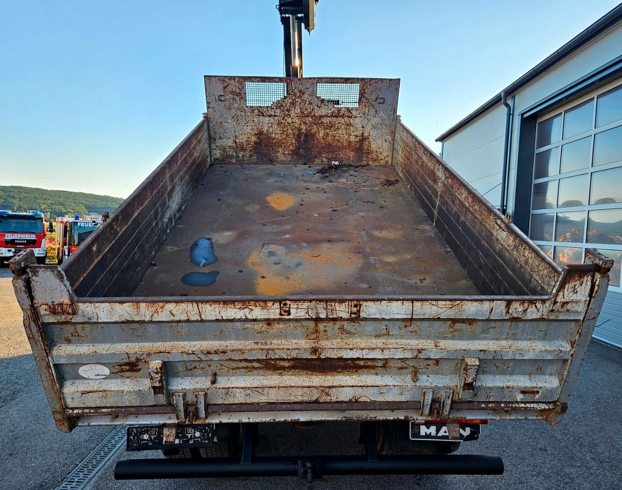 Самосвал, Автоманипулятор MAN LE 14.250 4x4 HIAB 077BS-2 Kran Greifer: фото 11