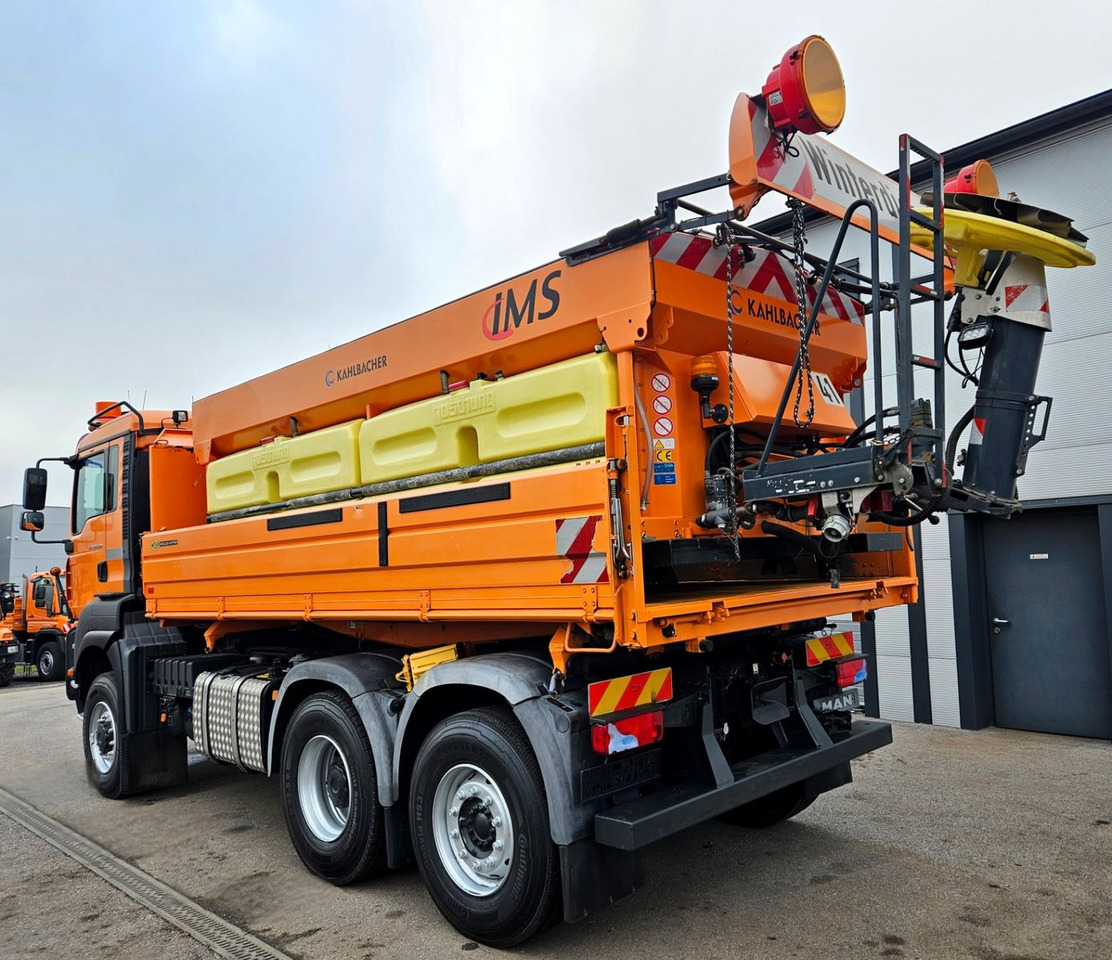 MAN TGA 28.400 6x4-4 Winterdienst - Самосвал: фото 3 MAN TGA 28.400 6x4-4 Winterdienst - Самосвал: фото 3