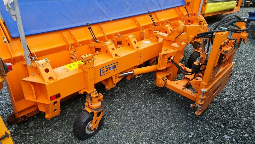 Schmidt STRATOS Streuer Winterdienst KÜPPER WEISSER Schmidt STRATOS Streuer Winterdienst KÜPPER WEISSER - Самосвал: фото 5 Schmidt STRATOS Streuer Winterdienst KÜPPER WEISSER Schmidt STRATOS Streuer Winterdienst KÜPPER WEISSER - Самосвал: фото 5