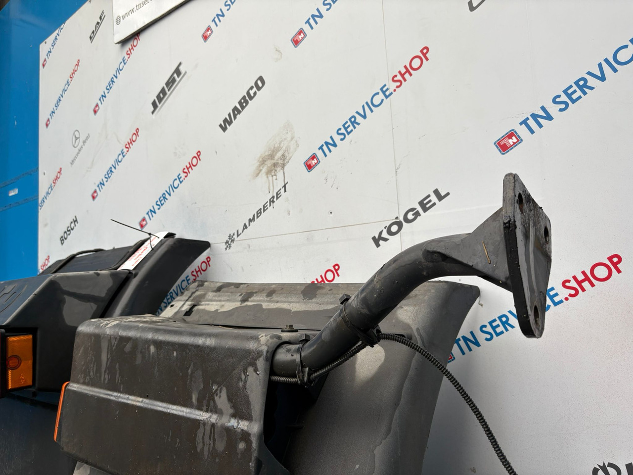 Paraurti posteriore Iveco - Бампер для Грузовиков: фото 4 Paraurti posteriore Iveco - Бампер для Грузовиков: фото 4