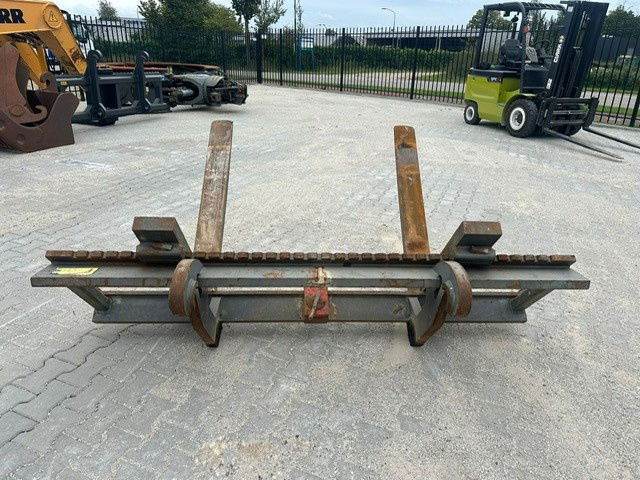 Volvo Pallet vorken 1300mm 6 Tons - Вилы: фото 2 Volvo Pallet vorken 1300mm 6 Tons - Вилы: фото 2