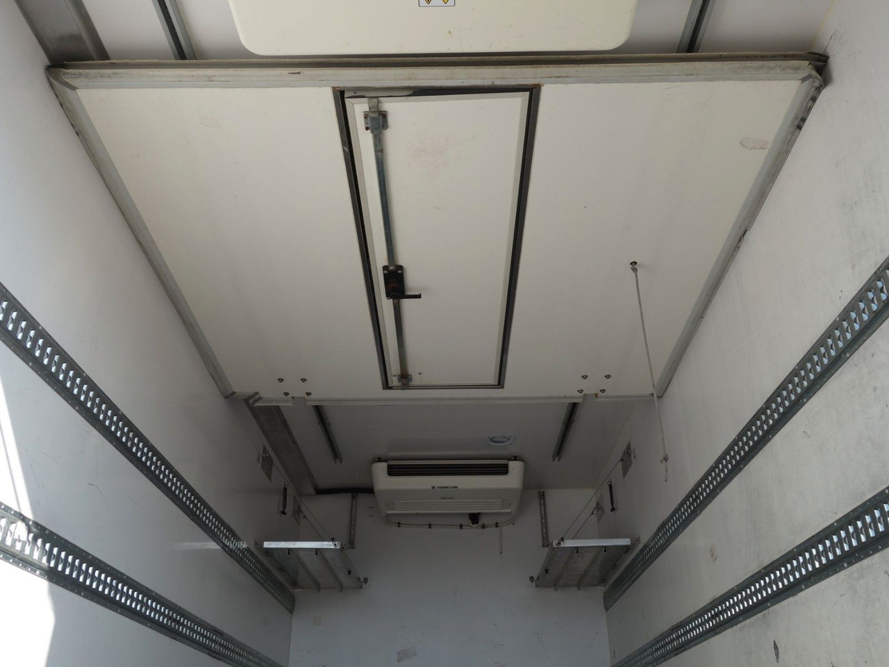 Новый Рефрижератор MAN TGL 8.190 mit Thermo King. 2 Temperaturen: фото 6