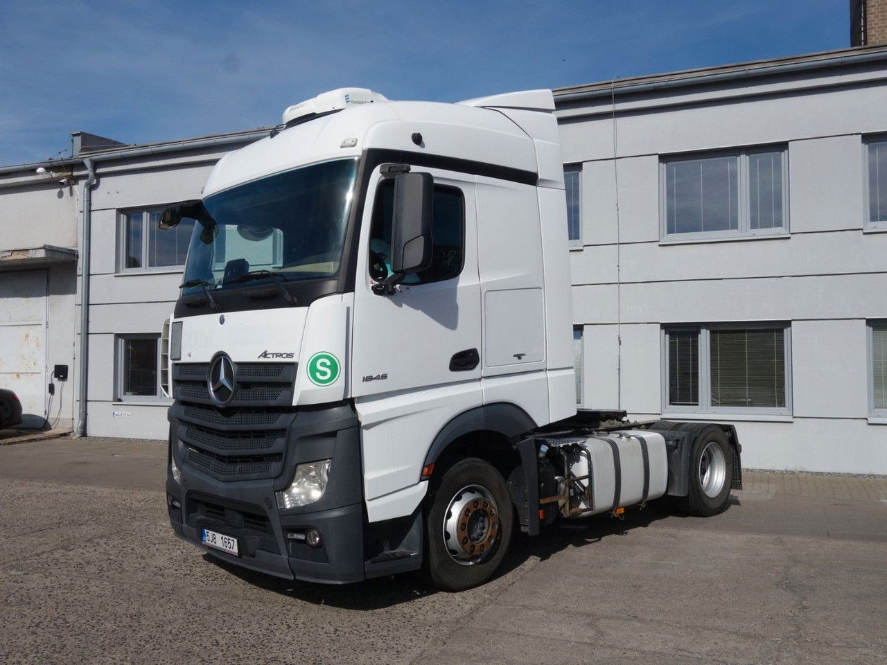 Mercedes-Benz Actros 1845 LS Standard - Тягач: фото 2 Mercedes-Benz Actros 1845 LS Standard - Тягач: фото 2