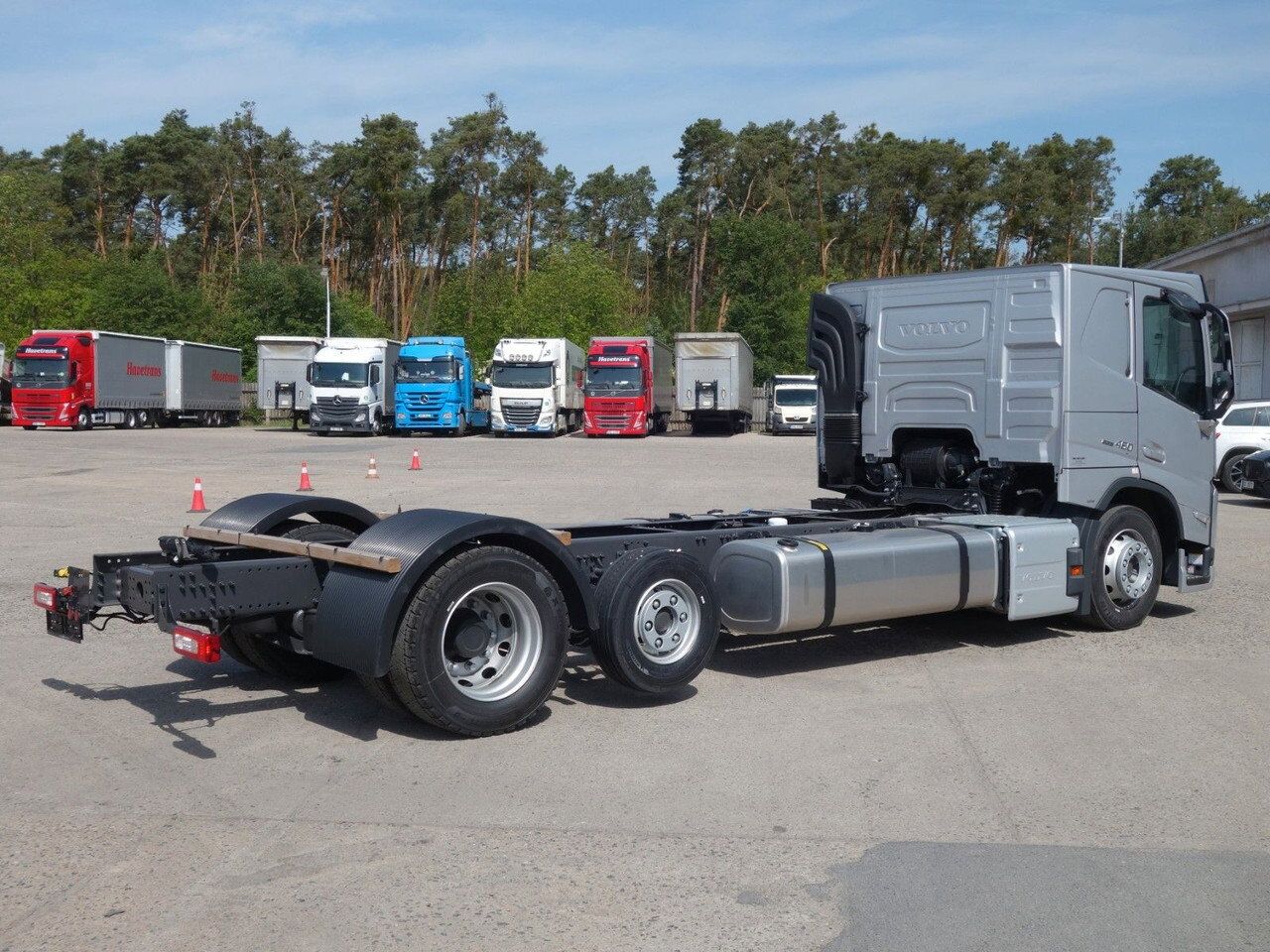 Volvo FM 460 FM13 6x2 Neue RTO , Kassbohrer, Rolfo, Rimo - Грузовик-шасси: фото 4 Volvo FM 460 FM13 6x2 Neue RTO , Kassbohrer, Rolfo, Rimo - Грузовик-шасси: фото 4